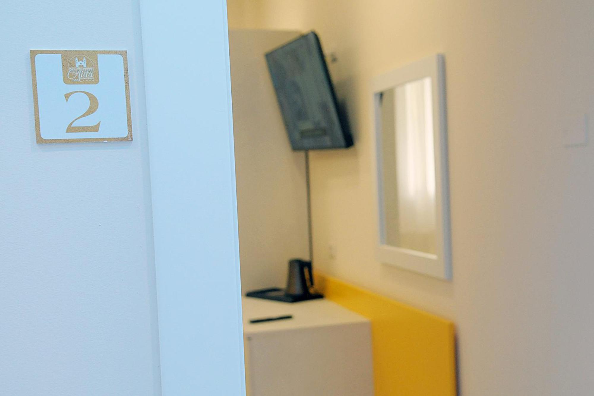 B&B Aida Rooms เชฟาลู ภายนอก รูปภาพ