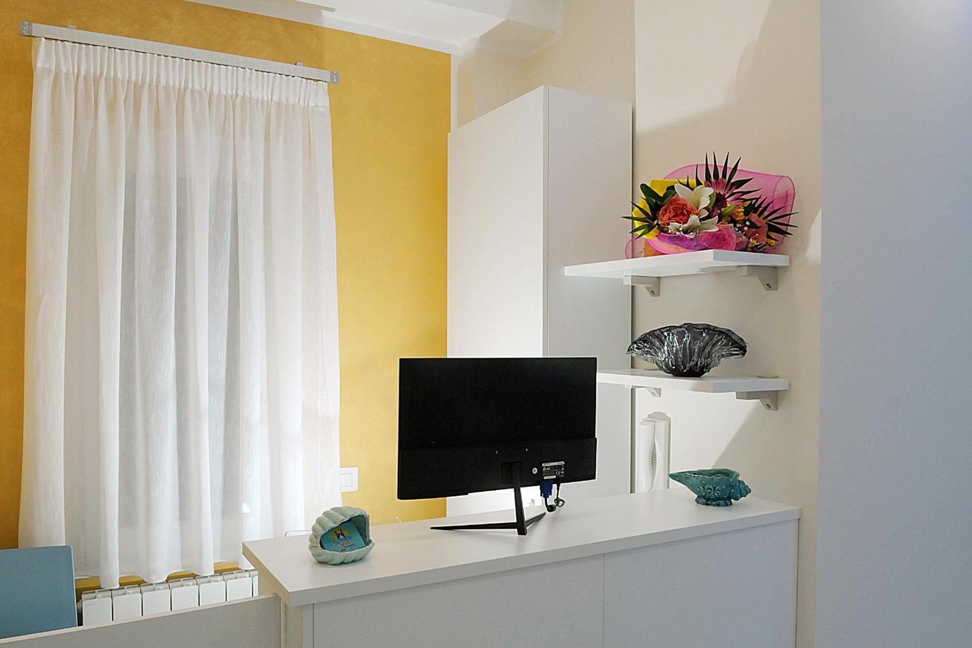 B&B Aida Rooms เชฟาลู ภายนอก รูปภาพ