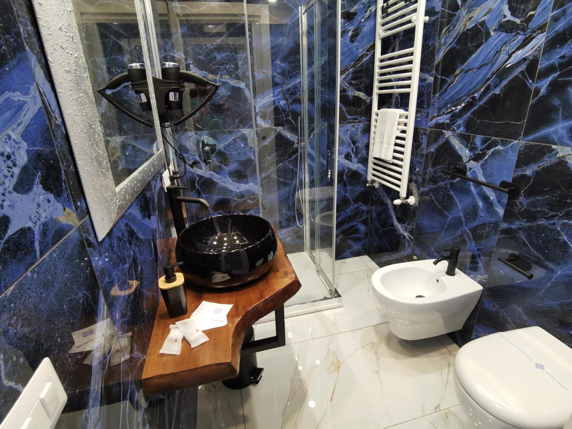 B&B Aida Rooms เชฟาลู ภายนอก รูปภาพ