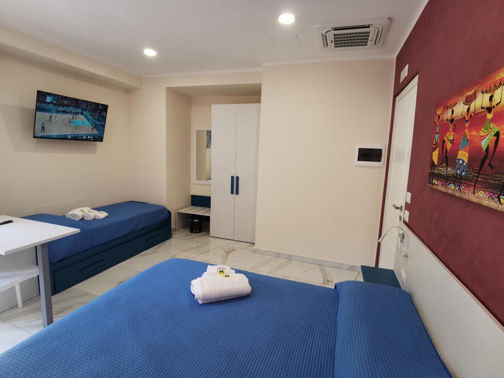 B&B Aida Rooms เชฟาลู ภายนอก รูปภาพ